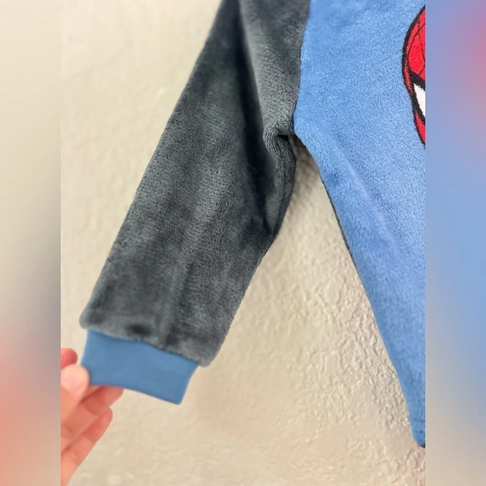 Spiderman kids size 2TPJs super soft and cozzy
